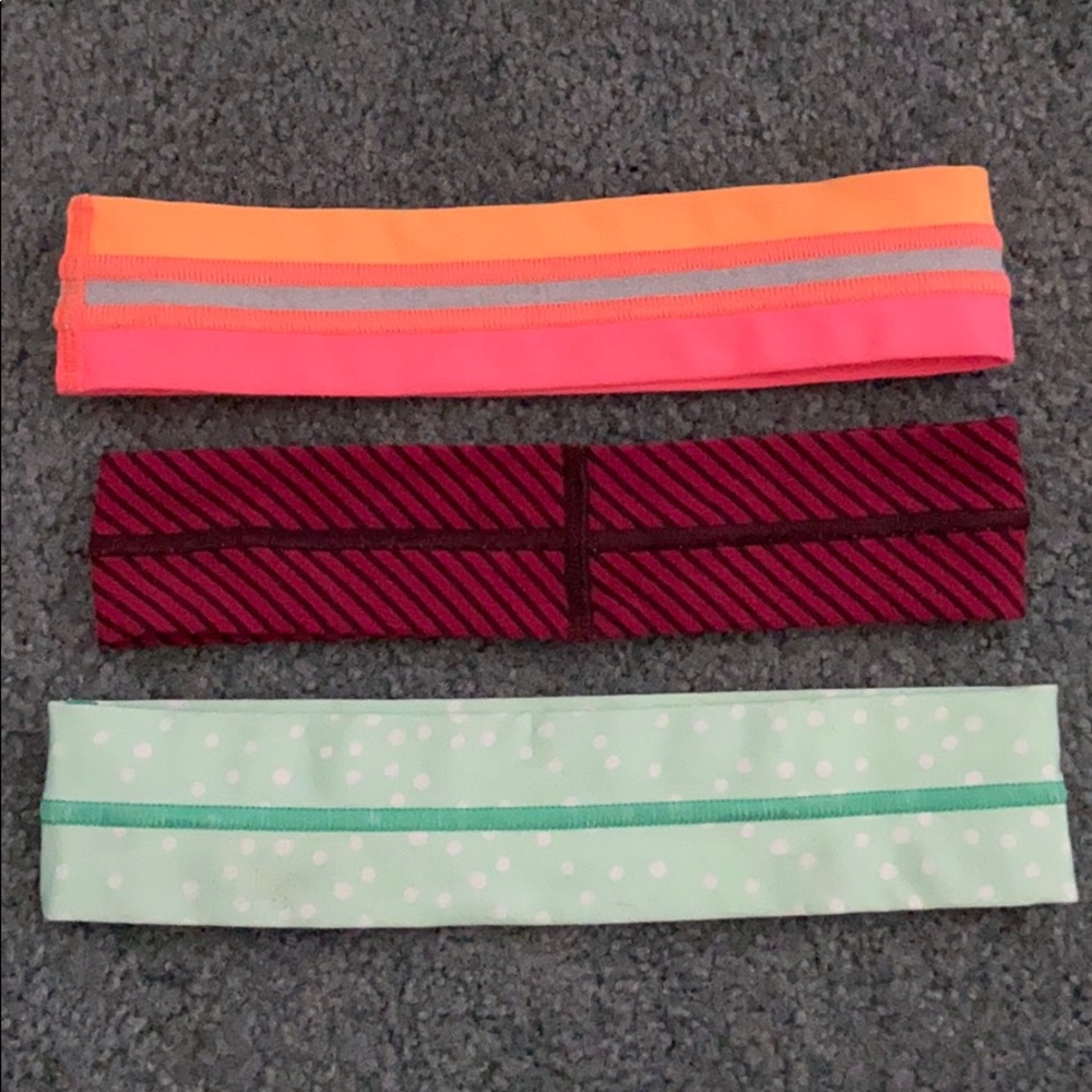 ***SOLD*** Lululemon Headbands 3 pack - Picture 2 of 3